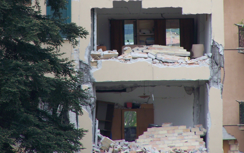 MC109-edificio-l-aquila-sisma