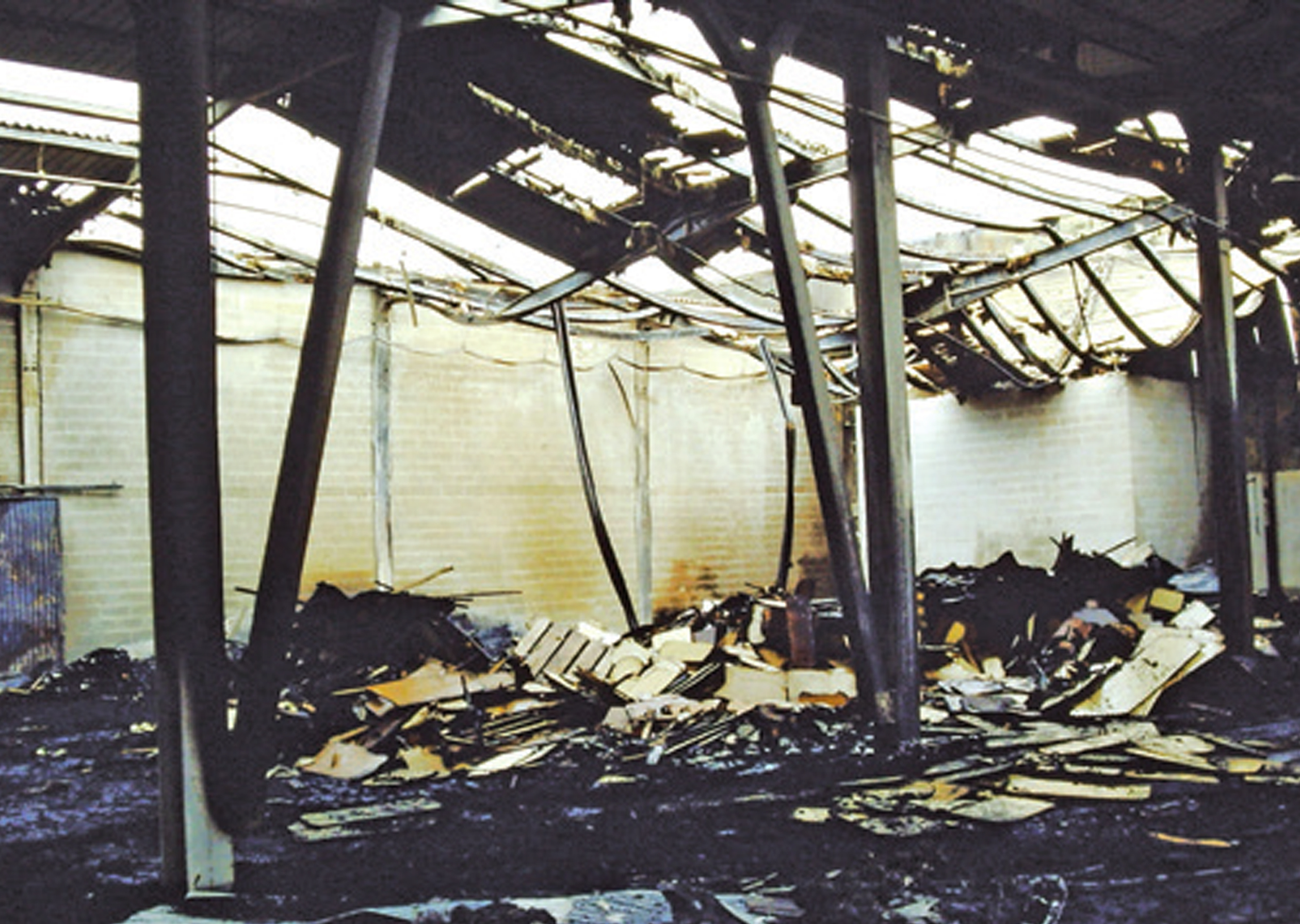 incendio-magazzino incendio-magazzino