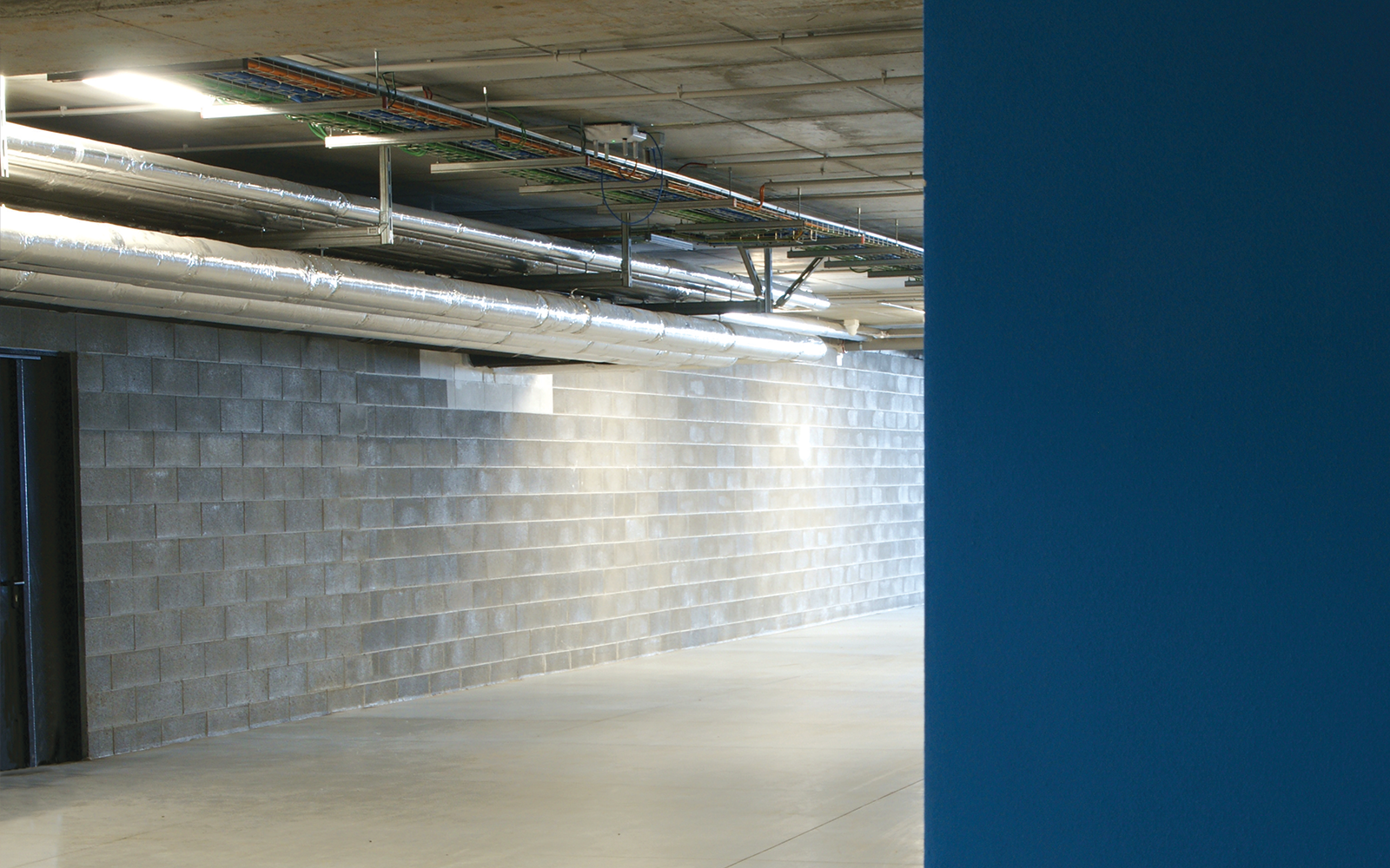 dallara-academy-garages-tagliafuoco